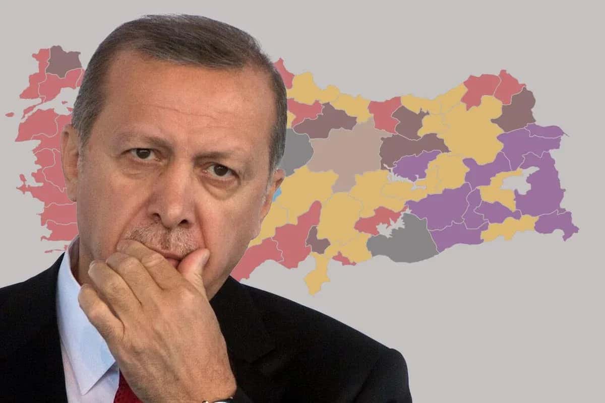 İstanbul Seçim Anketi: AK Parti ve CHP Arasındaki Fark Neredeyse Kalmadı