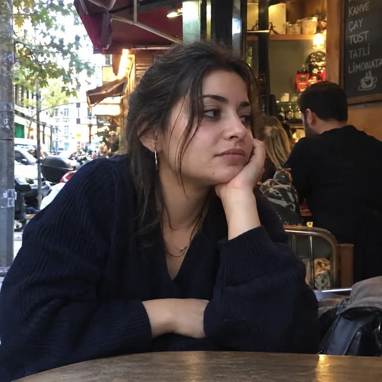 Ahu Eroğlu