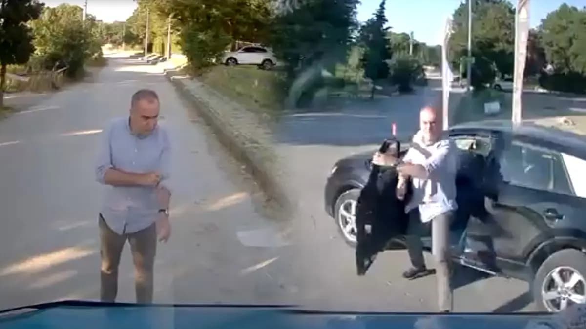 Sakarya’da Trafikte Minibüs Şoförüyle Tartışan Cumhuriyet Savcısı Hakkında Soruşturma Başlatıldı