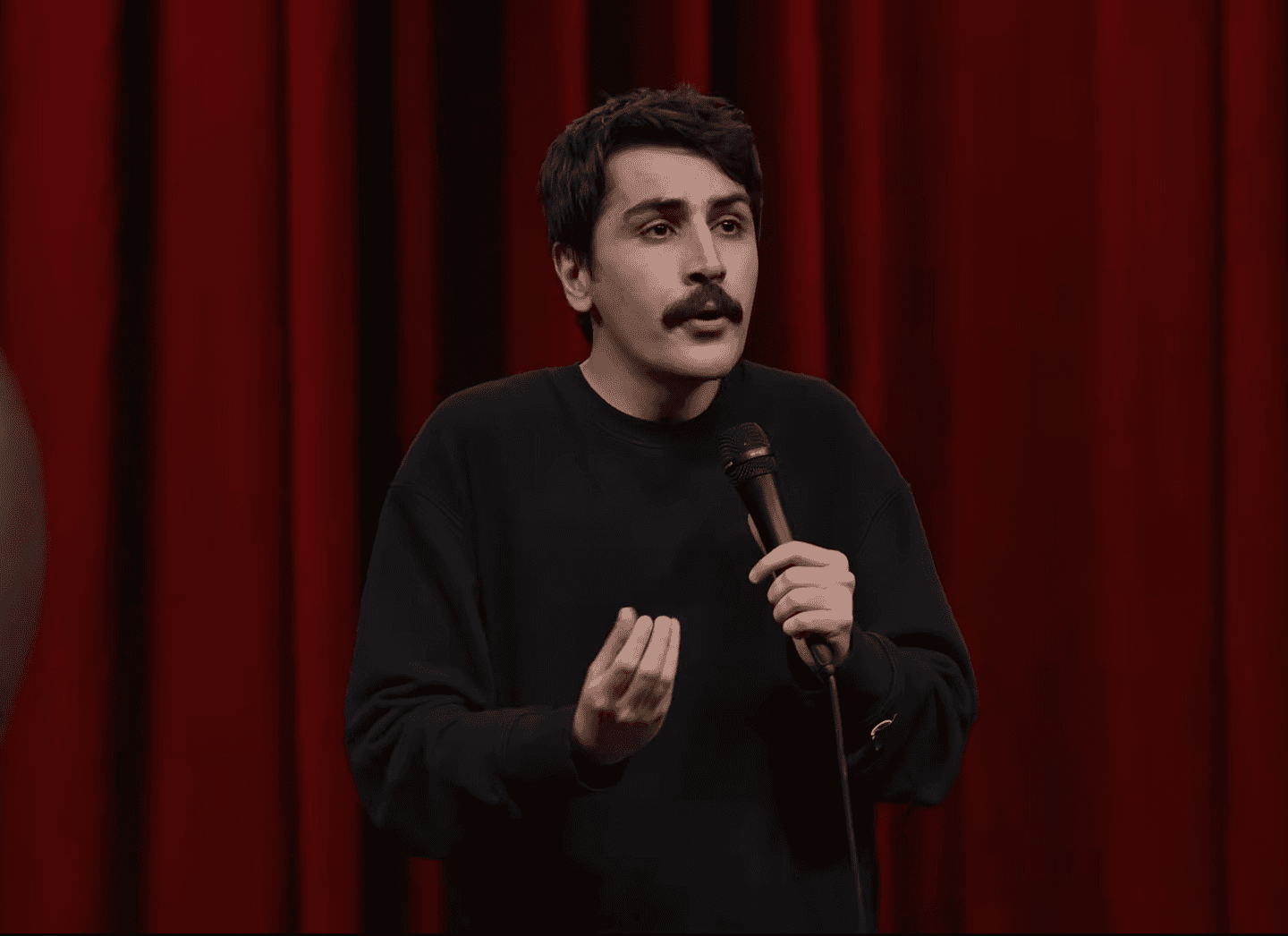 Gösterisi 5 Milyon Kez İzlenen Komedyen Deniz Göktaş’a 'Dini Değerleri Aşağılama' Suçlamasıyla Soruşturma Açıldı