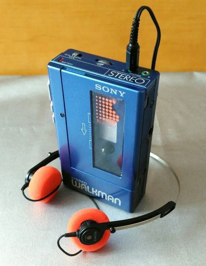 Walkman: Müziği İlk Kez Gerçekten Yanında Taşımak