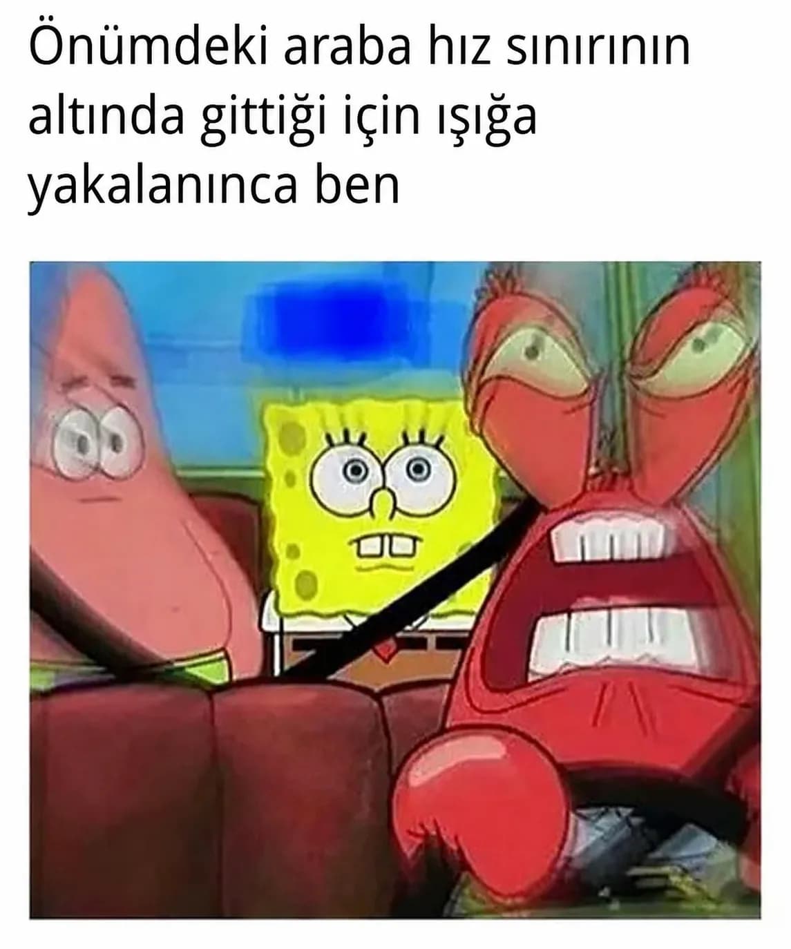 Önündeki Araba Aşırı Yavaş Gidince İçinden Başka Bir İnsana Dönüşmek