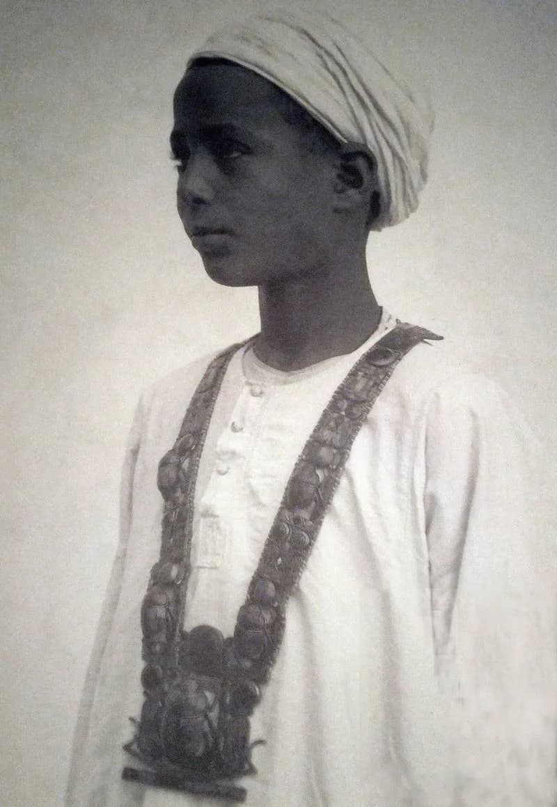 Tutankhamun’un Mezarının Keşfine Yardım Eden 12 Yaşındaki Çocuk