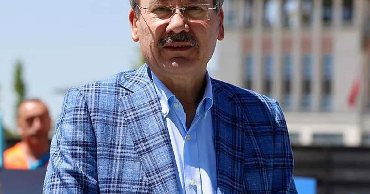 Melih Gökçek Hakkında Yurt Dışına Kayıt Dışı Para Transferi İddiasıyla Resen Soruşturma Başlatıldı