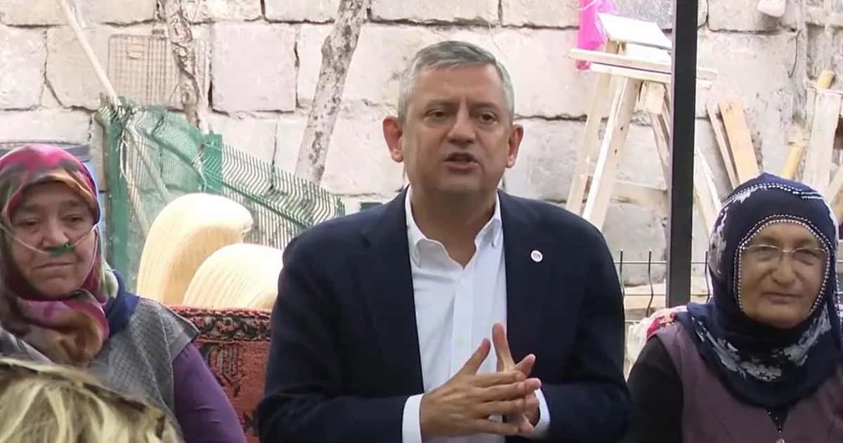 Özgür Özel’den Ev Hanımlarına Dev Sosyal Güvence Projesi